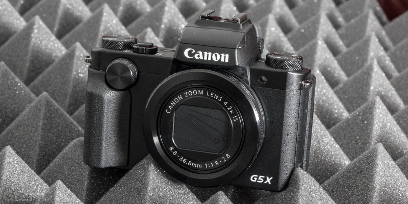Illustration for article titled Canon G9 X and G5 X Review: Cameras That Feel So Nice, But Have a Speed Problem